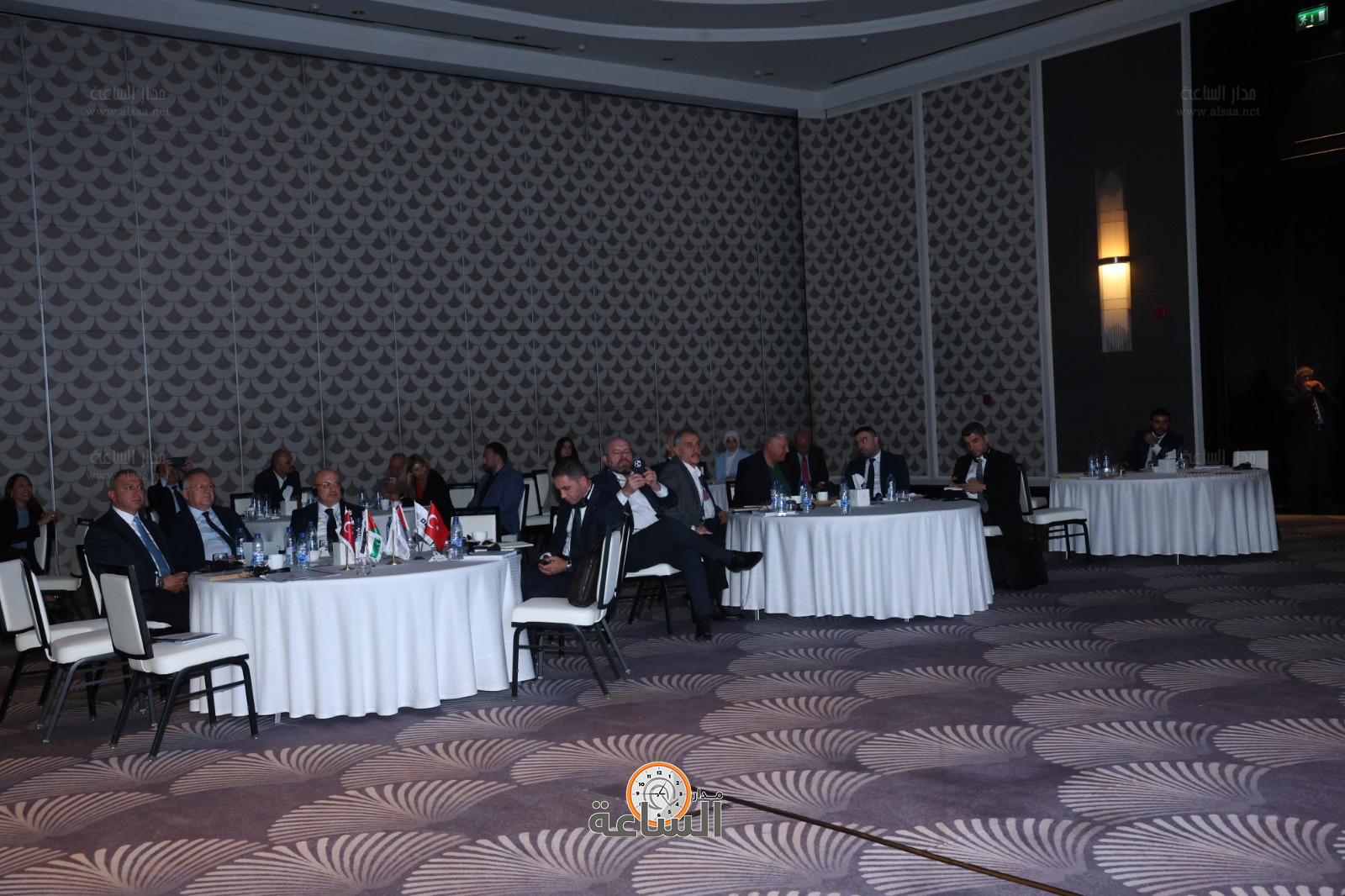 Madar Al-Saa Images 0.9466593420753802