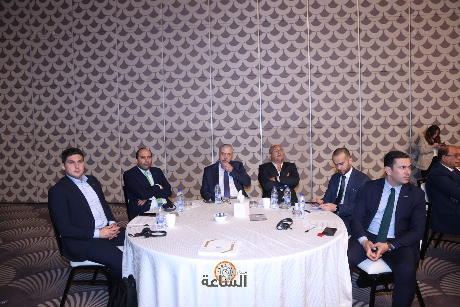 Madar Al-Saa Images 0.044190395249435355