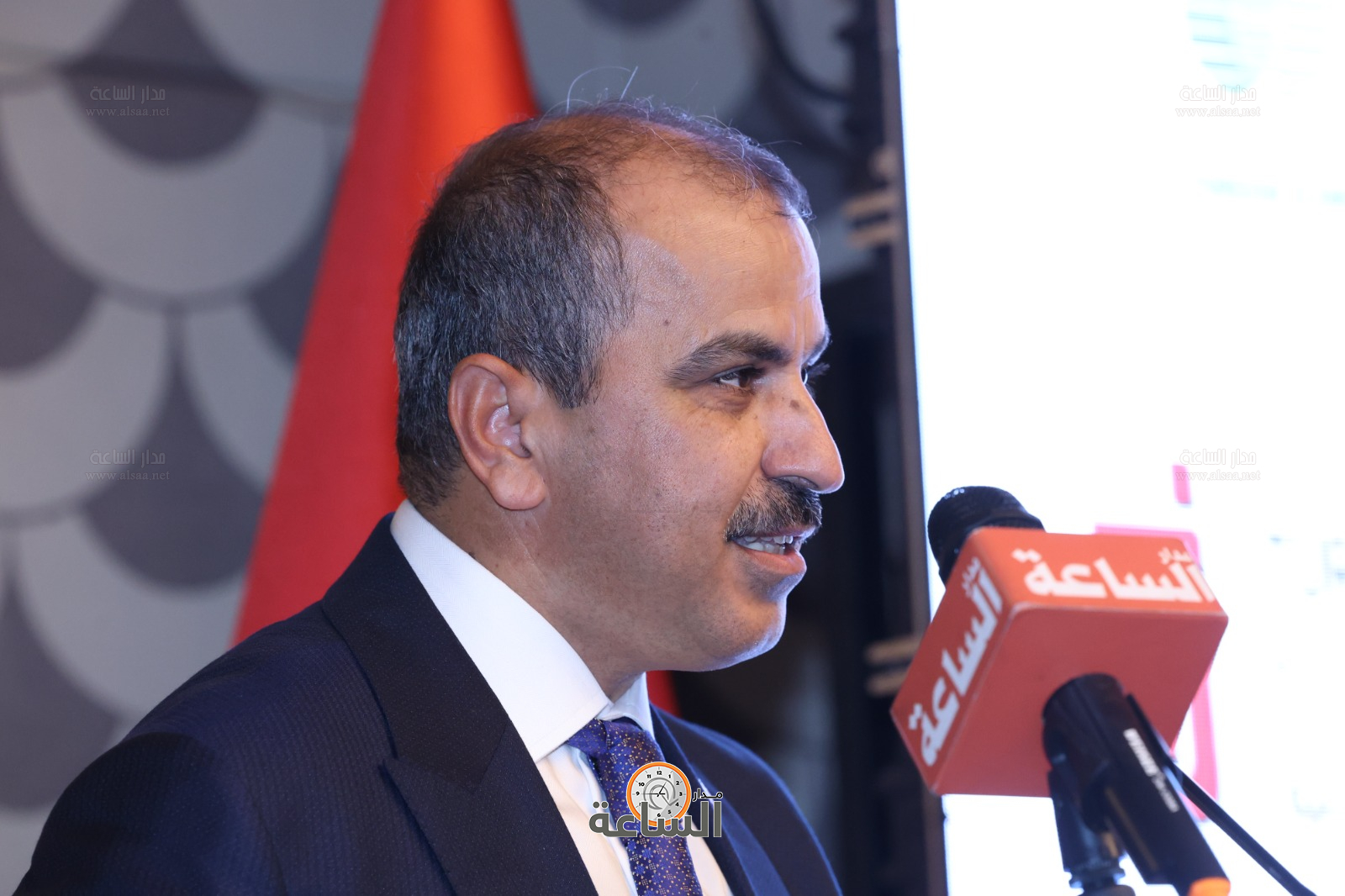 Madar Al-Saa Images 0.17541044348872836