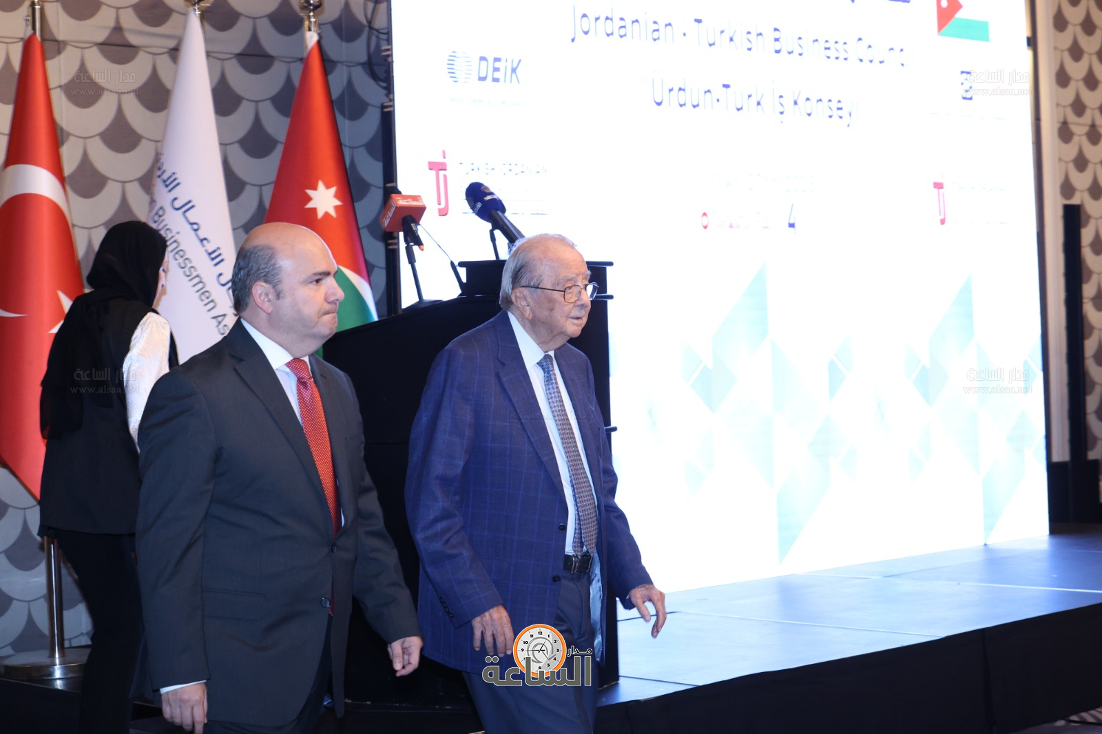 Madar Al-Saa Images 0.2060174471291324