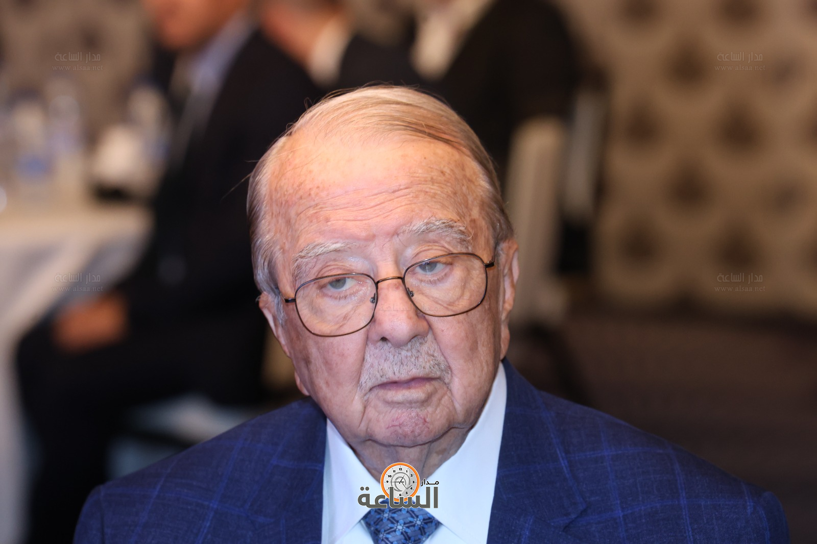 Madar Al-Saa Images 0.11143314330950571