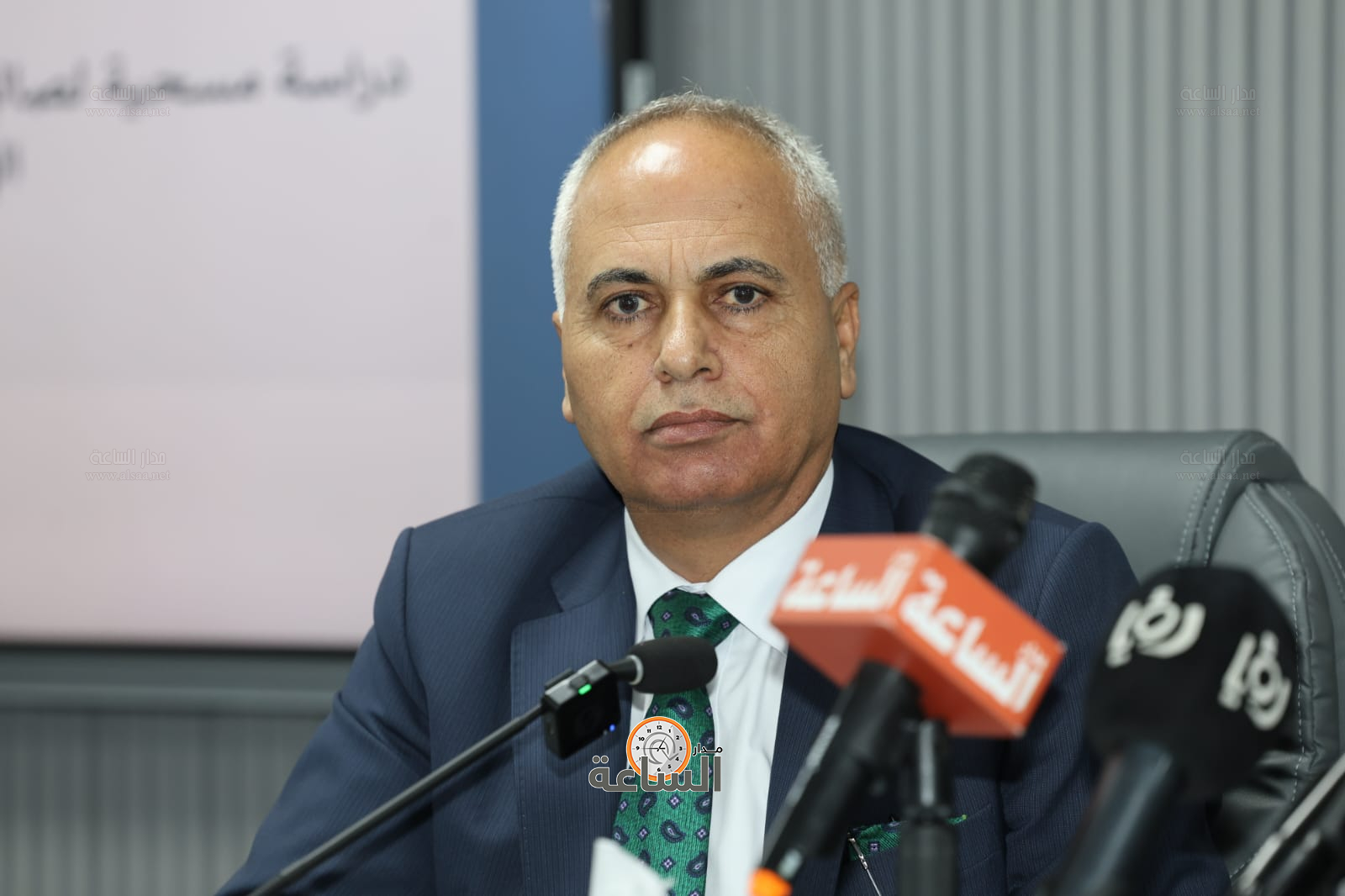 Madar Al-Saa Images 0.8703678126887833