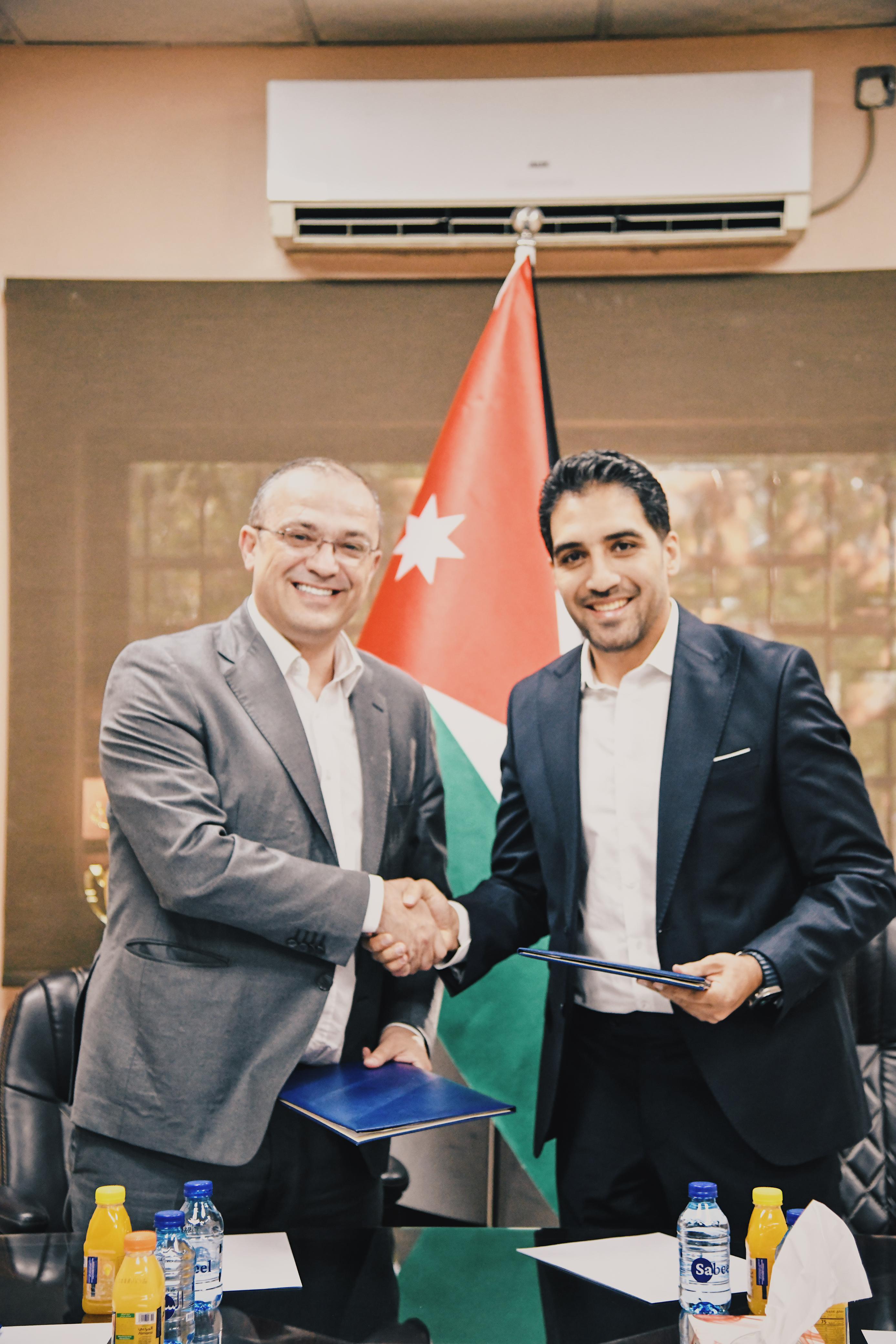 Madar Al-Saa Images 0.5176679155920518