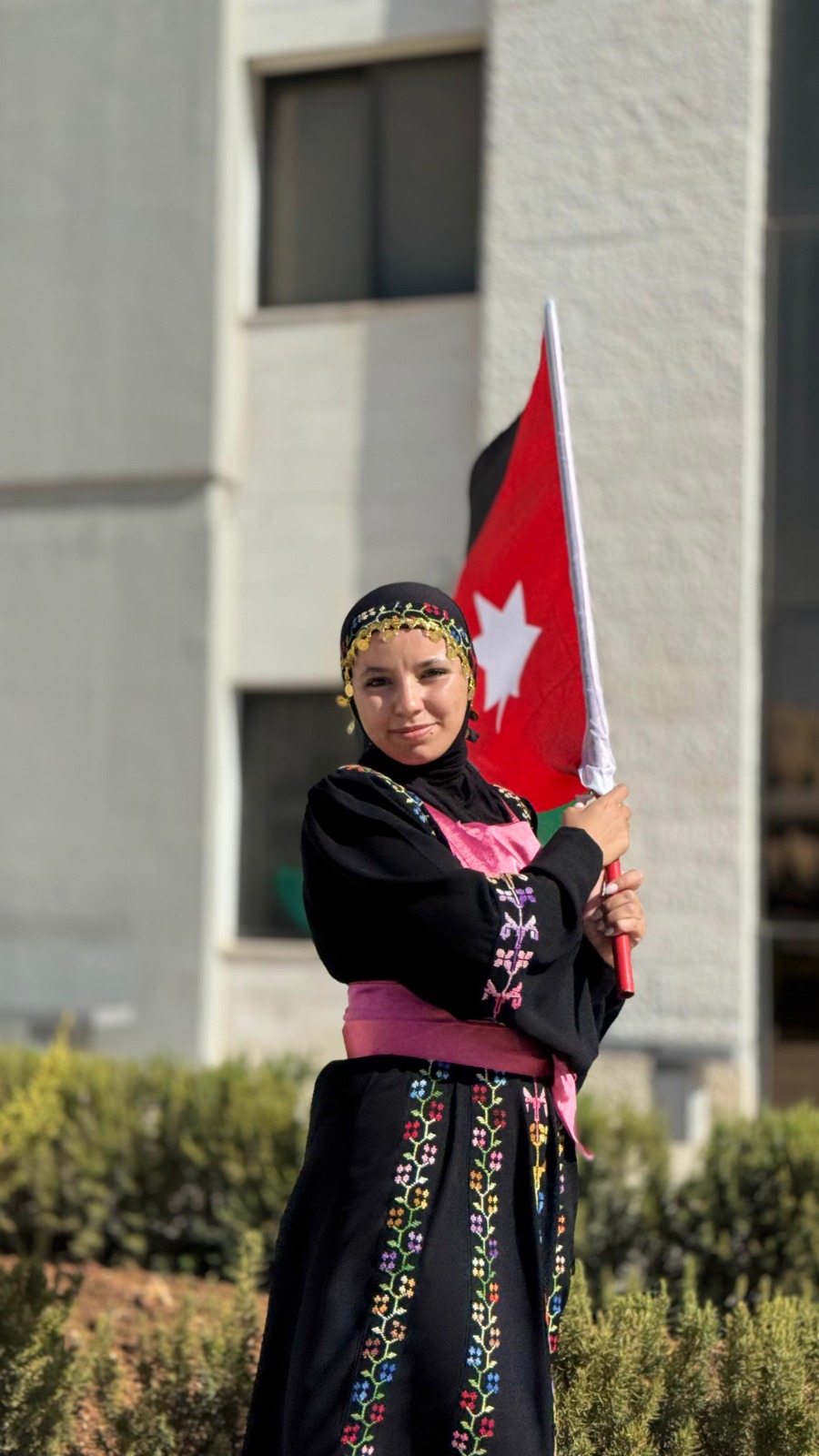 Madar Al-Saa Images 0.8501491802268085