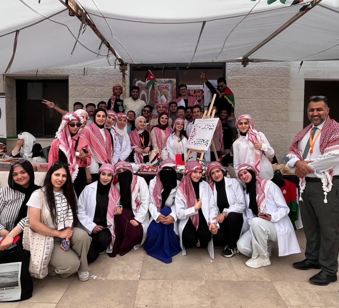 Madar Al-Saa Images 0.058611499425276437