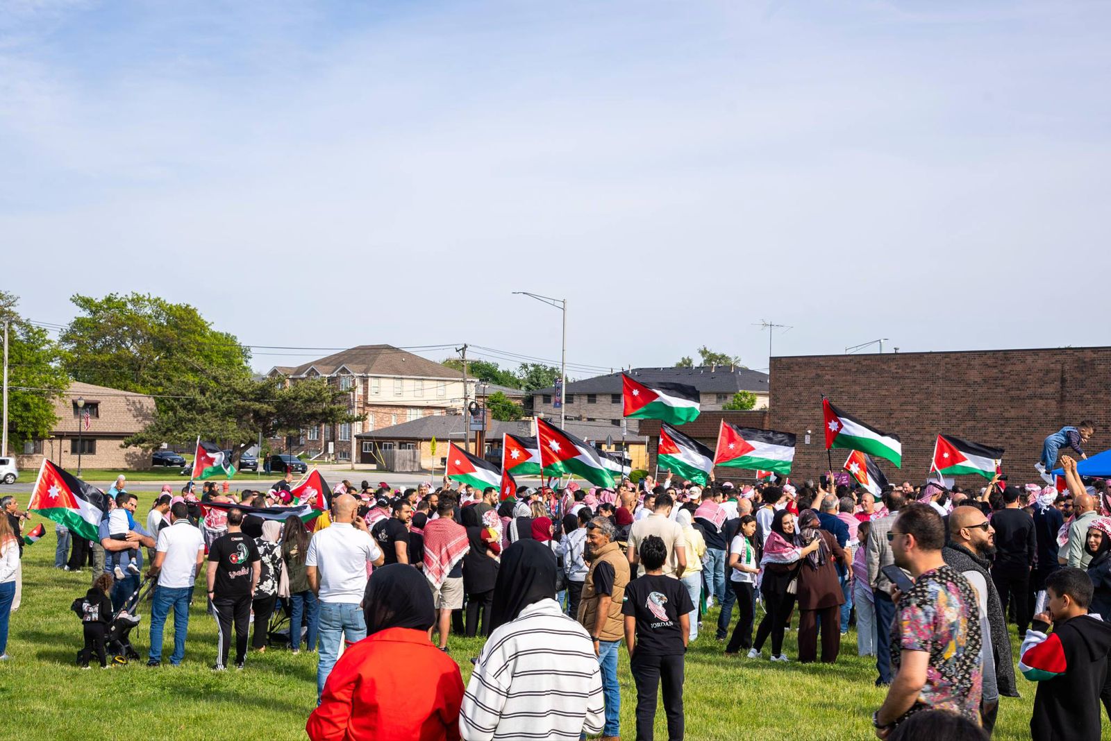 Madar Al-Saa Images 0.19277517235352093