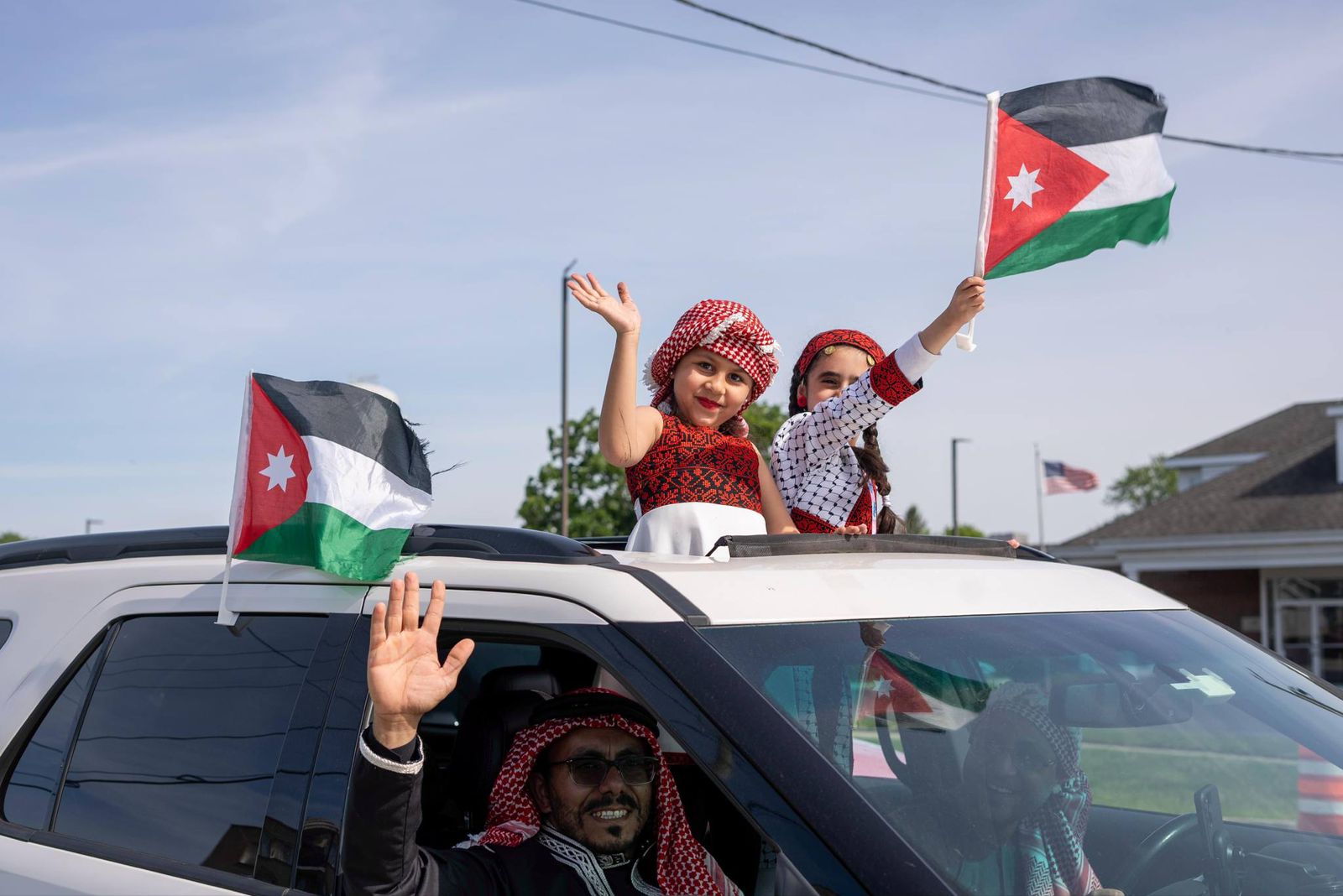 Madar Al-Saa Images 0.6596478021795658