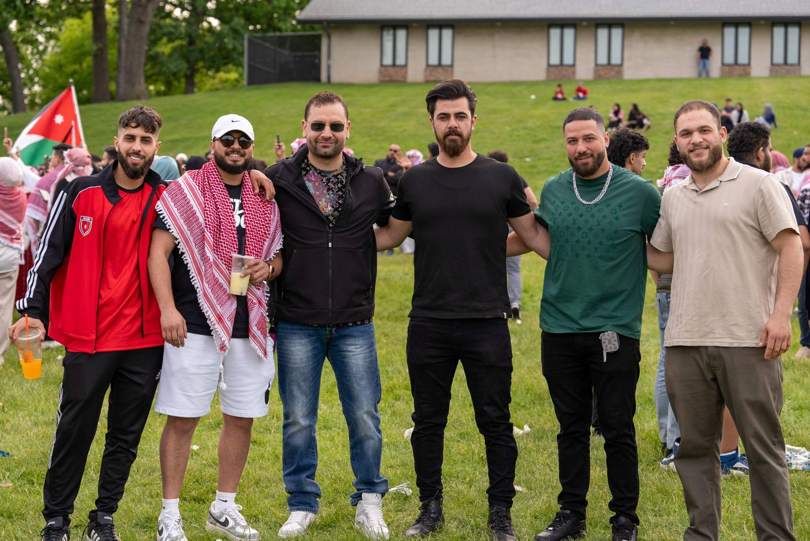 Madar Al-Saa Images 0.4034470296693675