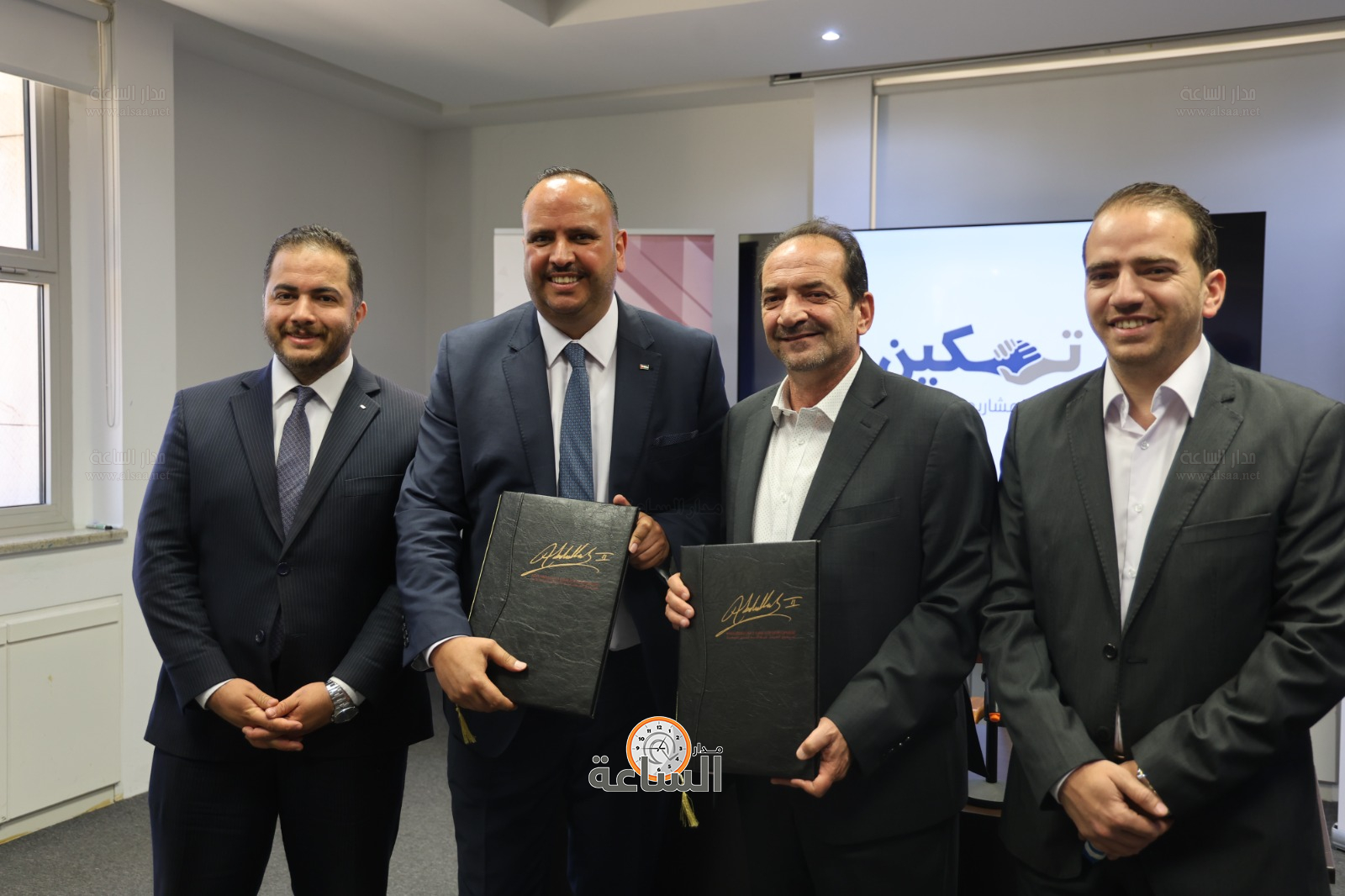 Madar Al-Saa Images 0.5831252925490799