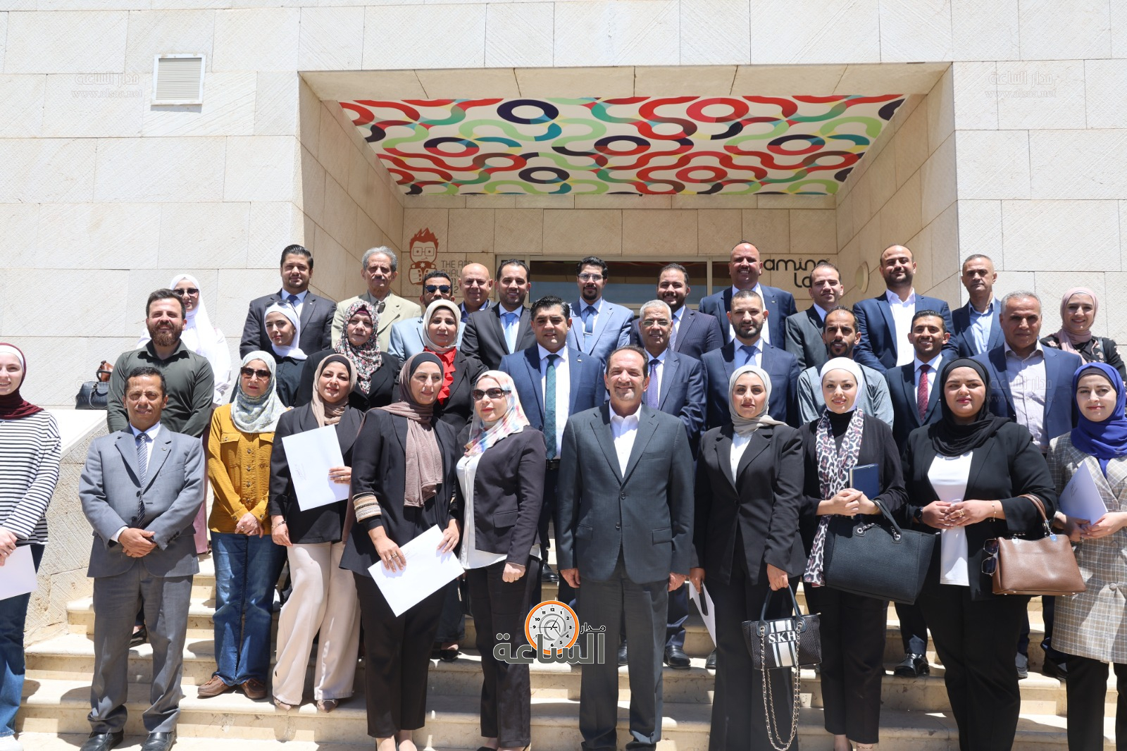 Madar Al-Saa Images 0.2773295732827782