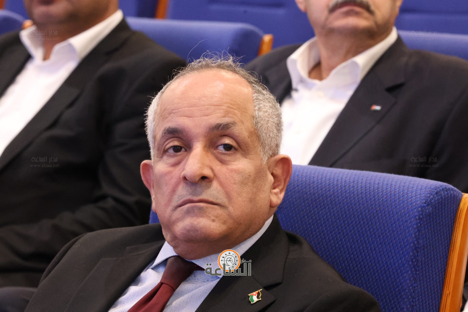 Madar Al-Saa Images 0.9683337491806089