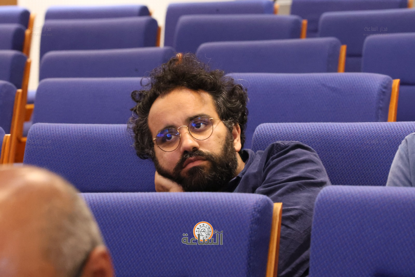 Madar Al-Saa Images 0.8368022217351679