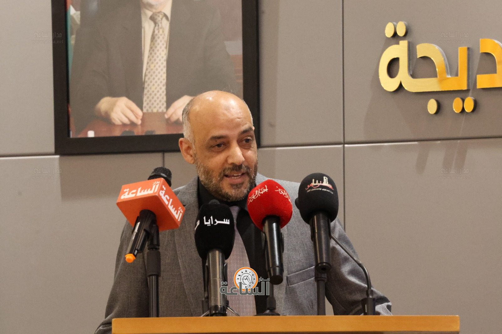 Madar Al-Saa Images 0.14517166475594967