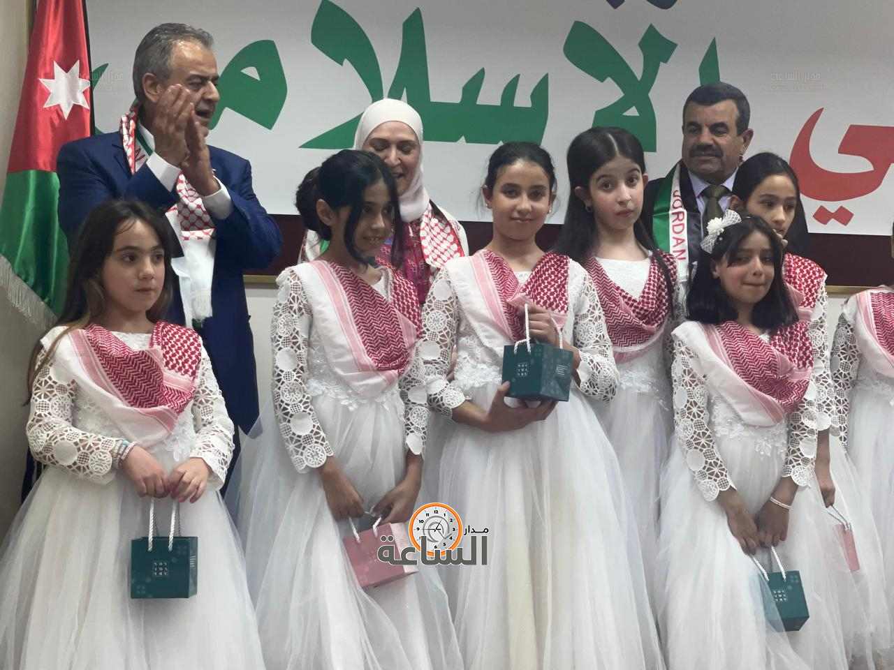 Madar Al-Saa Images 0.288714596324502