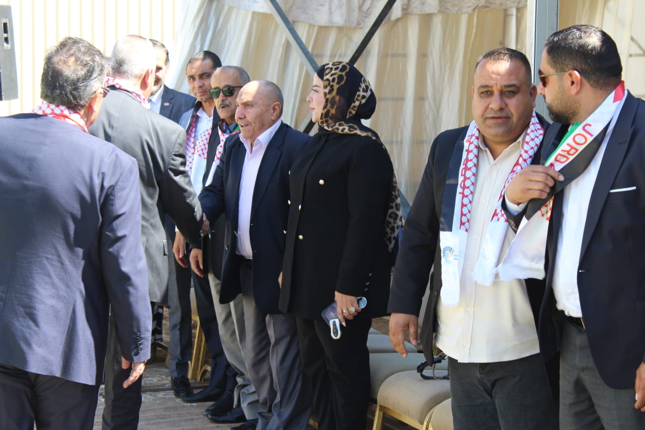 Madar Al-Saa Images 0.7965316503217221