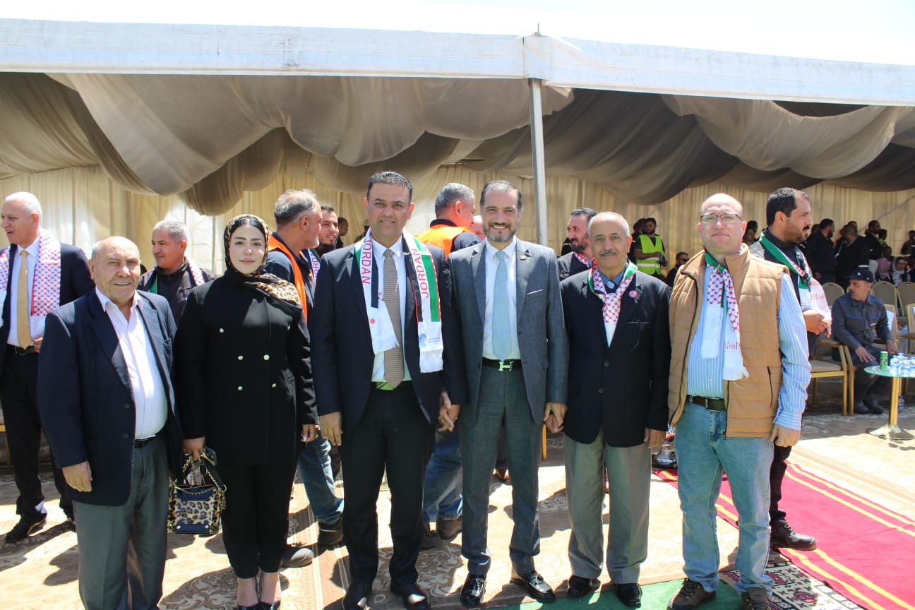 Madar Al-Saa Images 0.35274437909930734