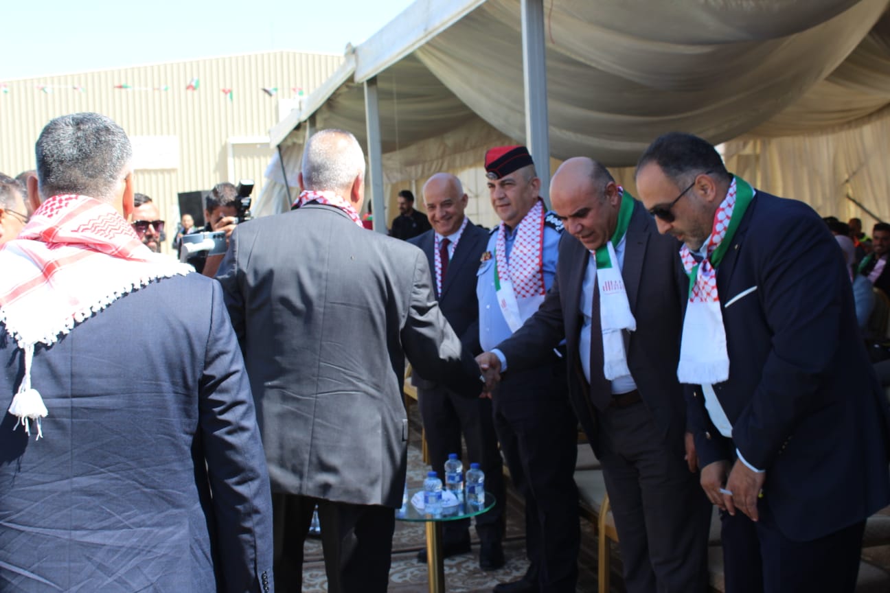 Madar Al-Saa Images 0.8131778522601235