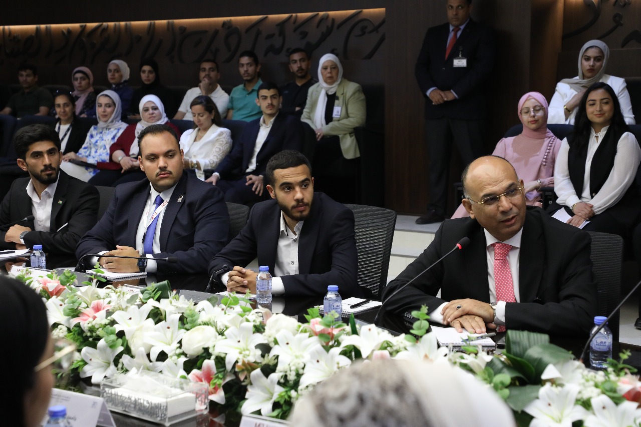 Madar Al-Saa Images 0.3904775063601996