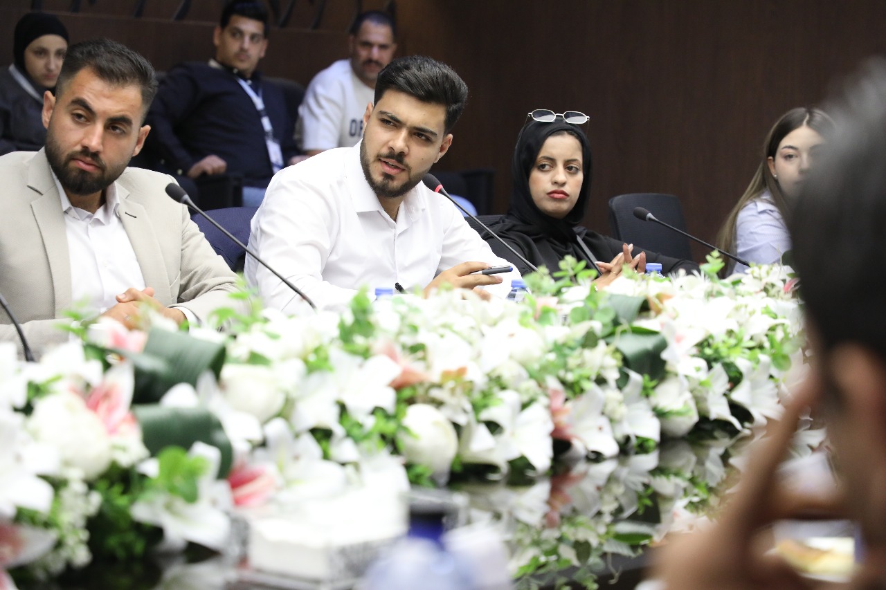 Madar Al-Saa Images 0.04203932975495461