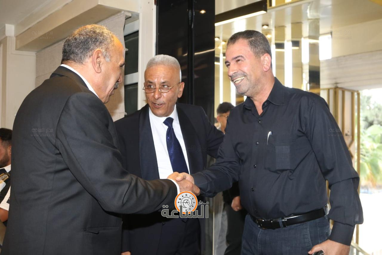 Madar Al-Saa Images 0.6622587622585224