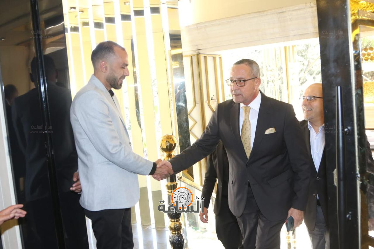 Madar Al-Saa Images 0.9054889382957922