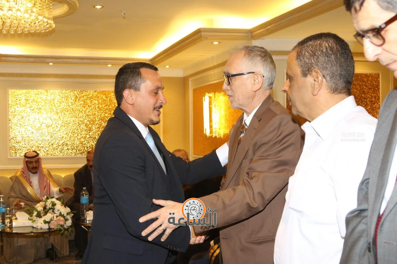 Madar Al-Saa Images 0.30410986859018696