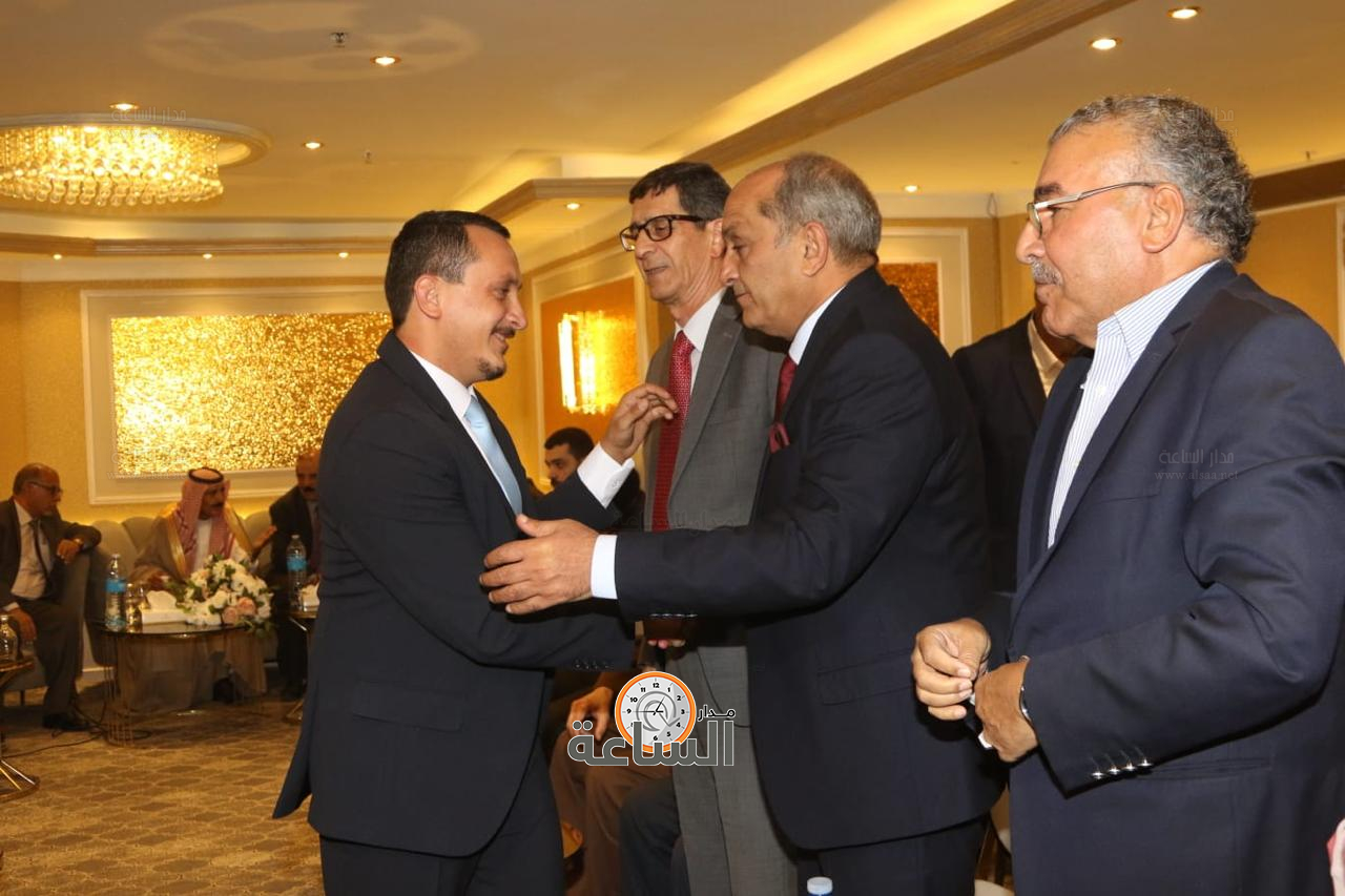 Madar Al-Saa Images 0.6764742635844354