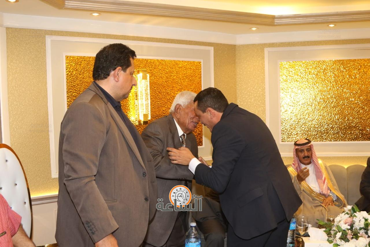 Madar Al-Saa Images 0.826672377724501