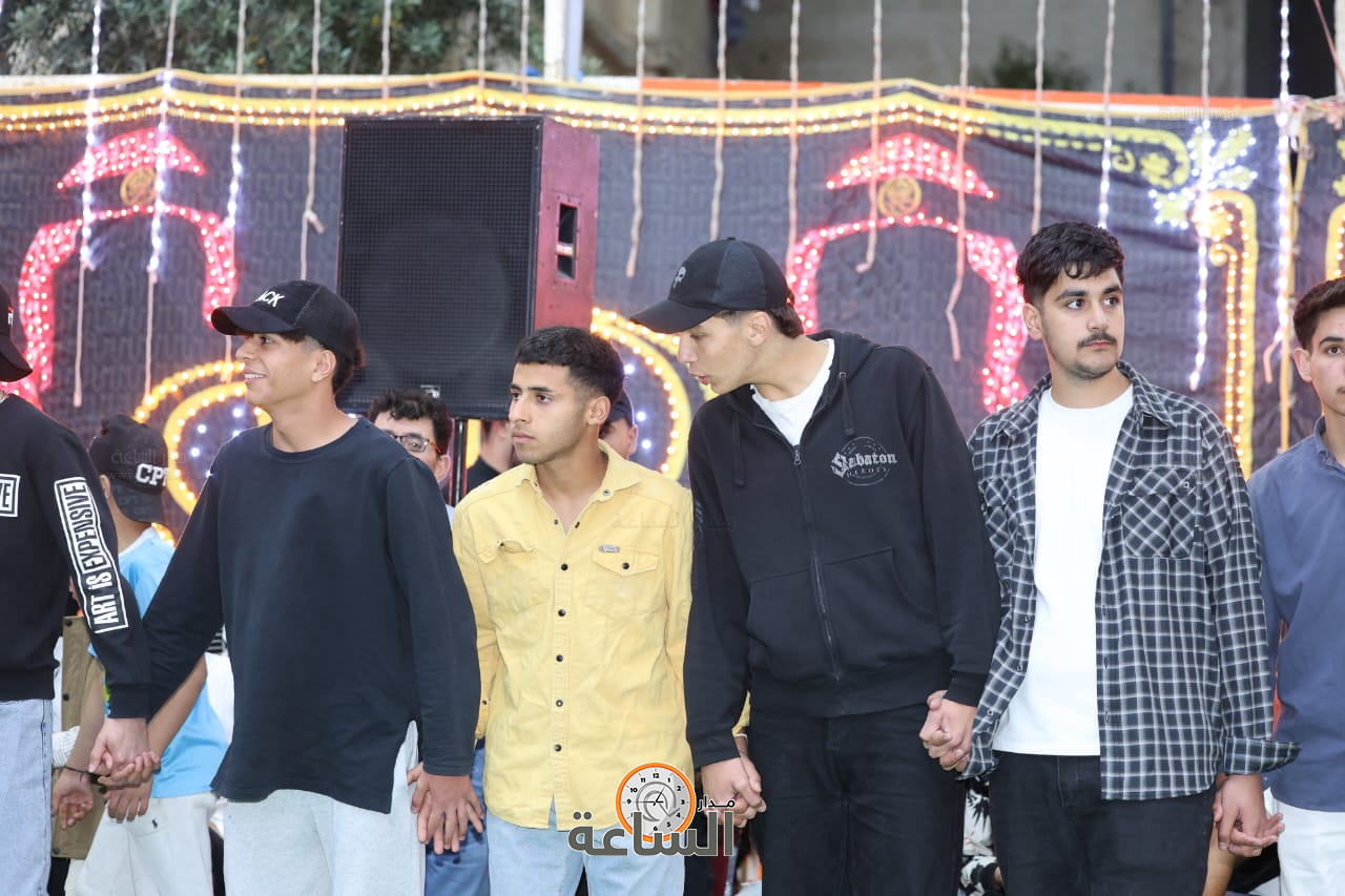 Madar Al-Saa Images 0.40452143308611