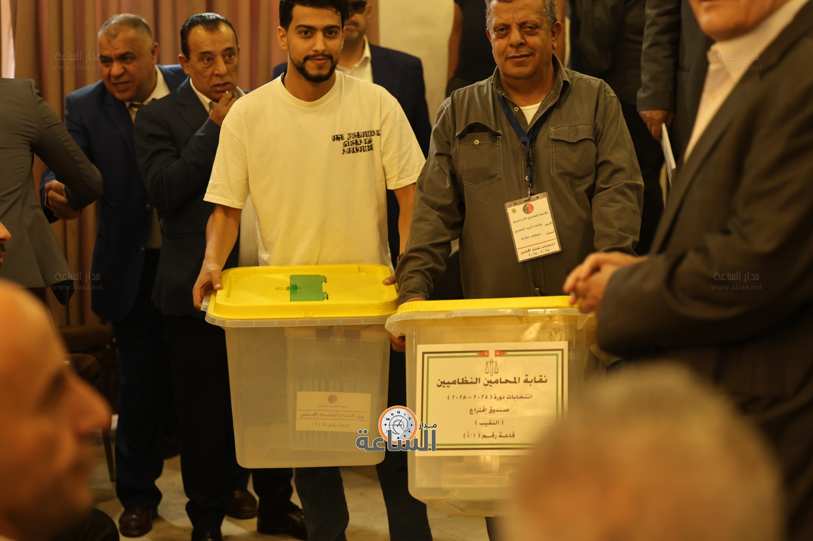 Madar Al-Saa Images 0.39620505825540575