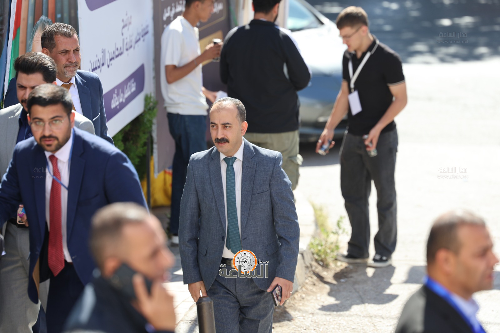 Madar Al-Saa Images 0.7483177721263695