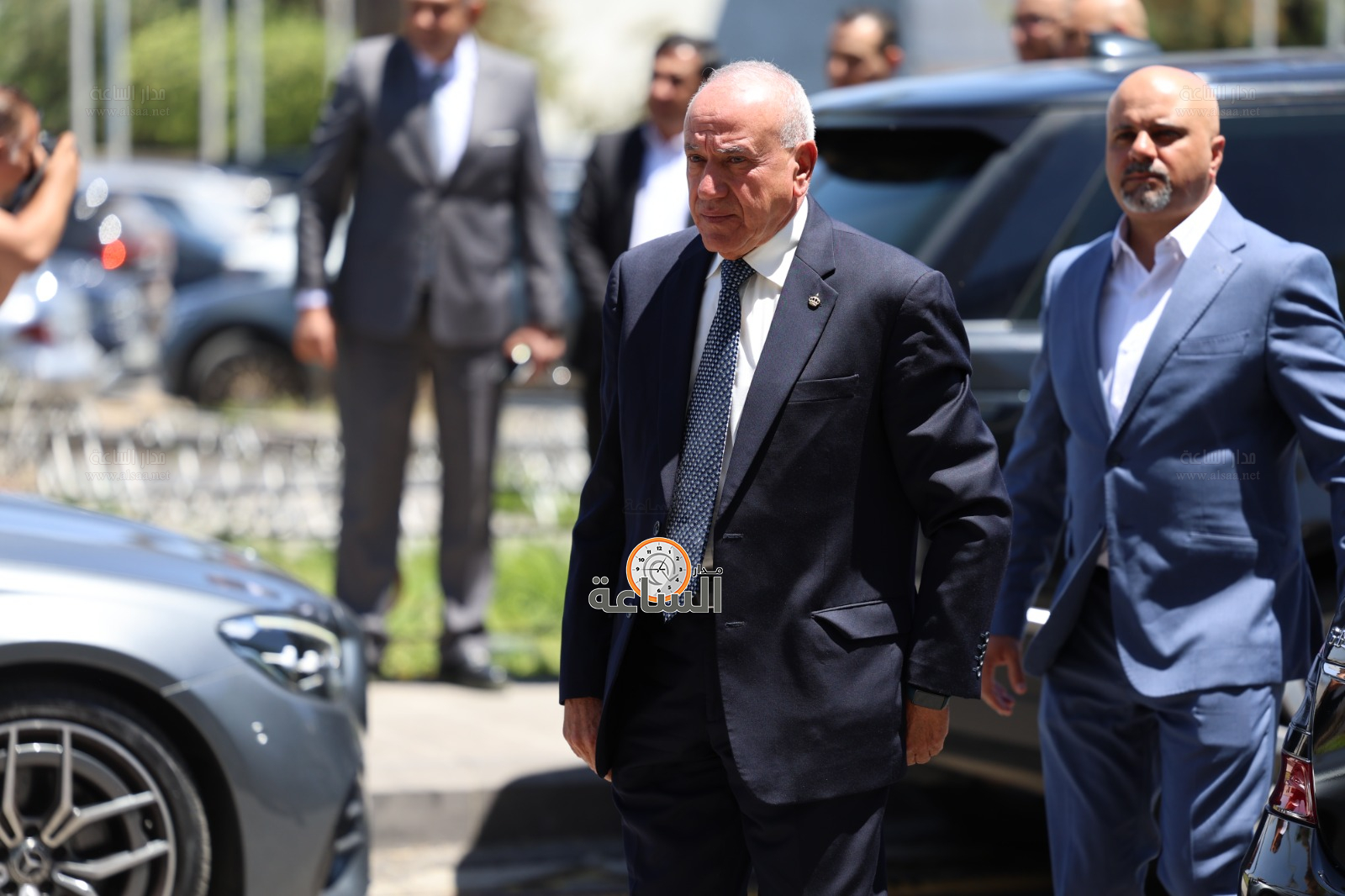 Madar Al-Saa Images 0.49175448959990464