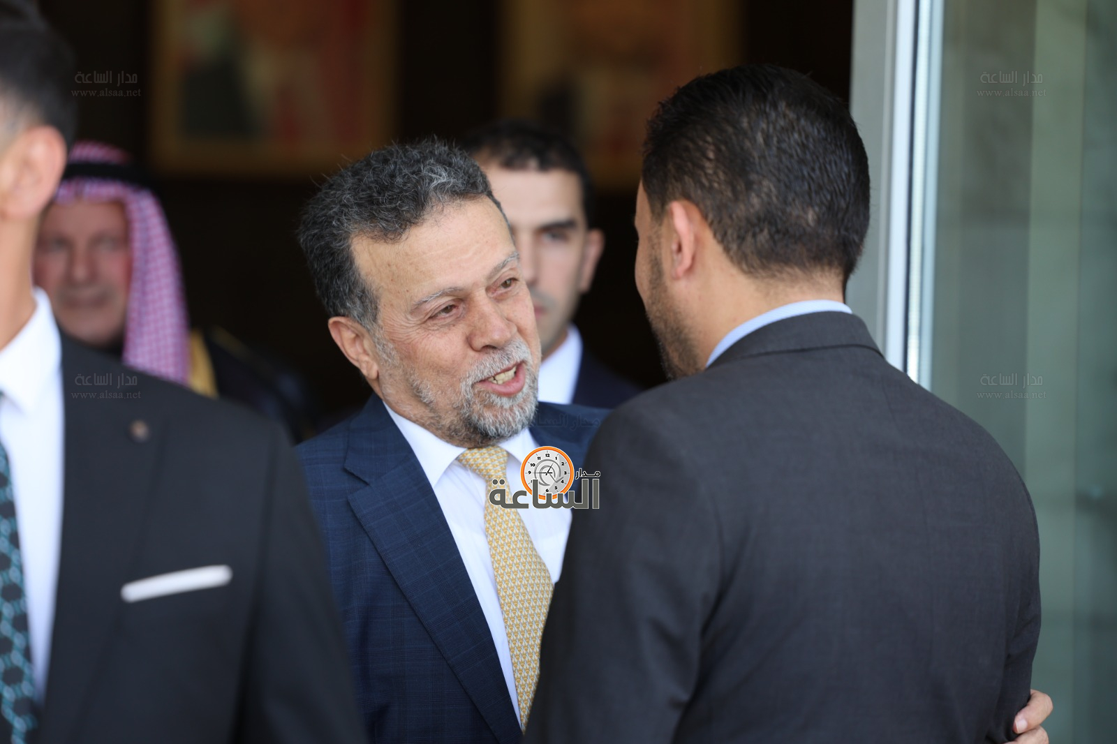 Madar Al-Saa Images 0.9017963944594517