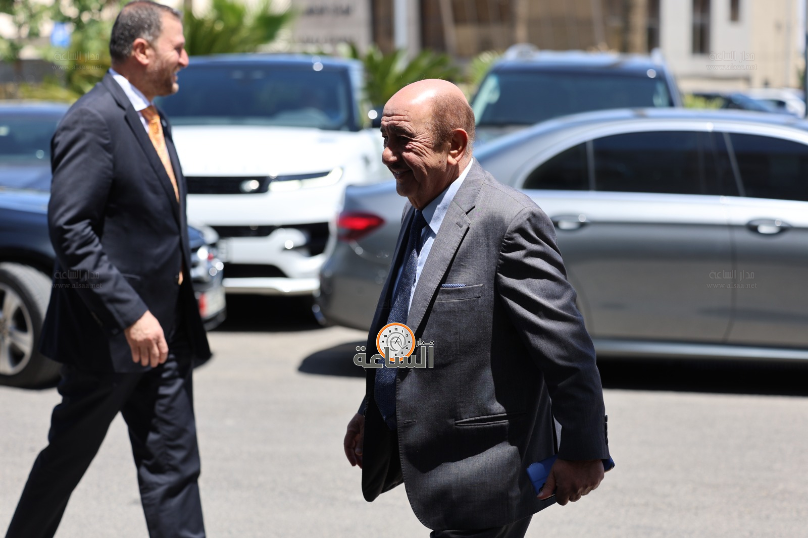 Madar Al-Saa Images 0.22074860125816842