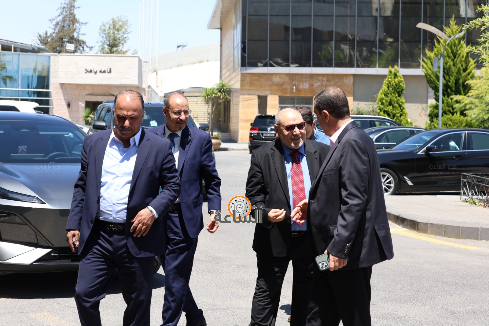 Madar Al-Saa Images 0.8772521950390908