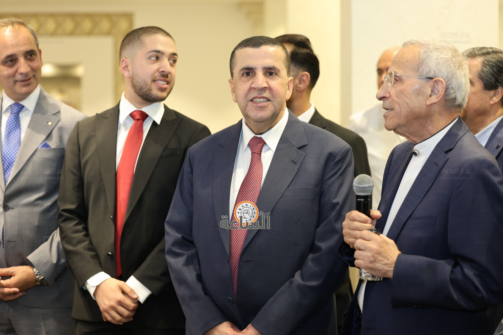 Madar Al-Saa Images 0.9956594016230362