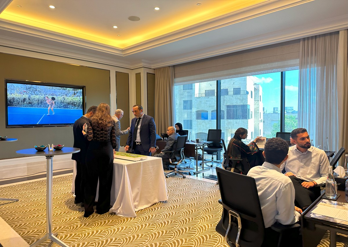 Madar Al-Saa Images 0.4814870847847824