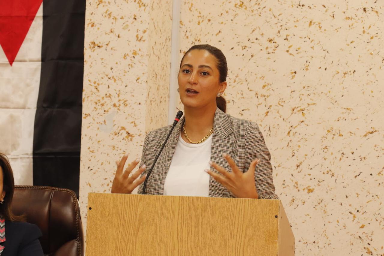 Madar Al-Saa Images 0.6792622304726502