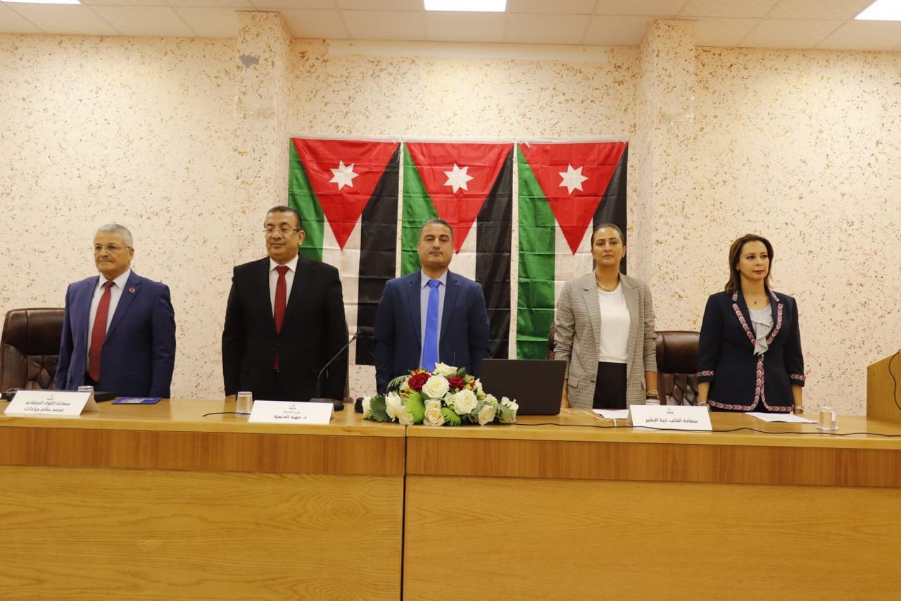 Madar Al-Saa Images 0.3857437028477817