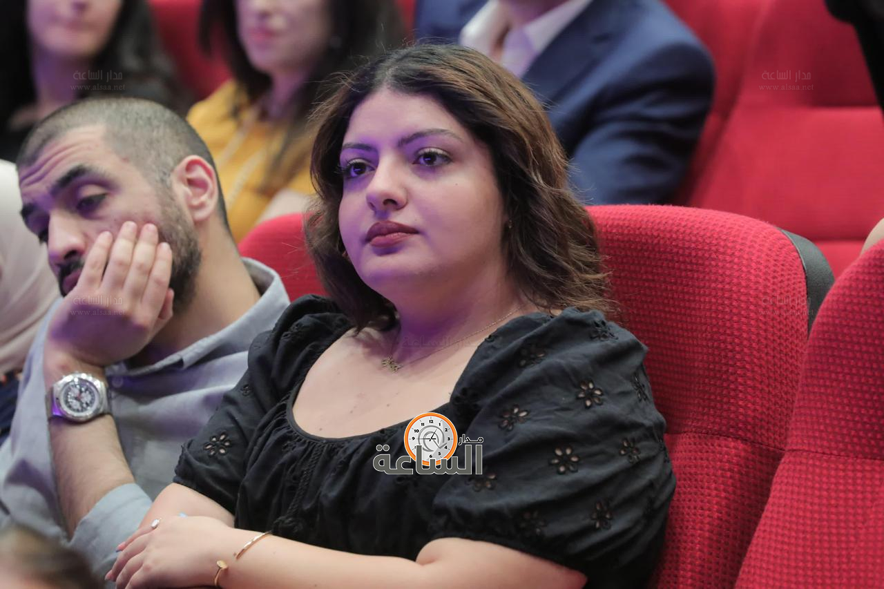 Madar Al-Saa Images 0.8693035707402164