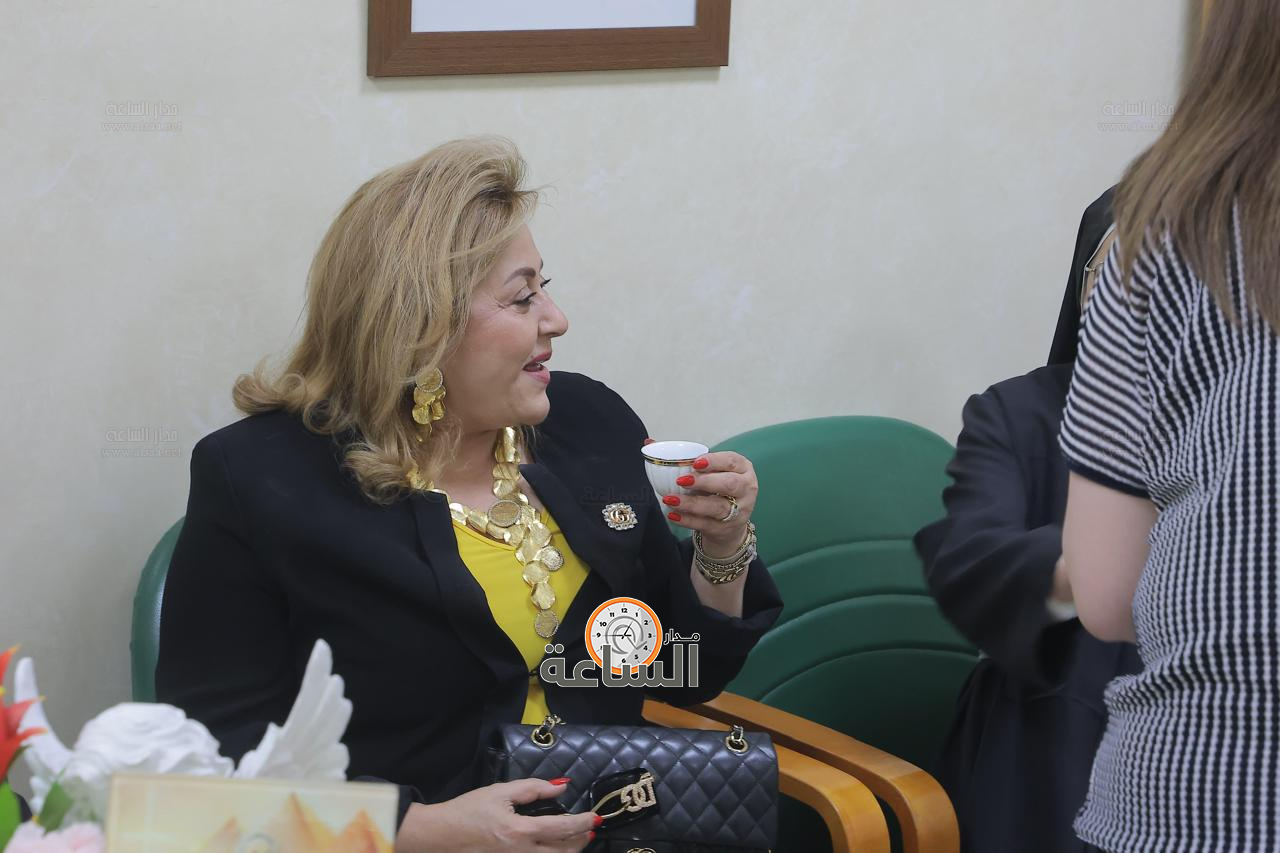 Madar Al-Saa Images 0.7985530307832653