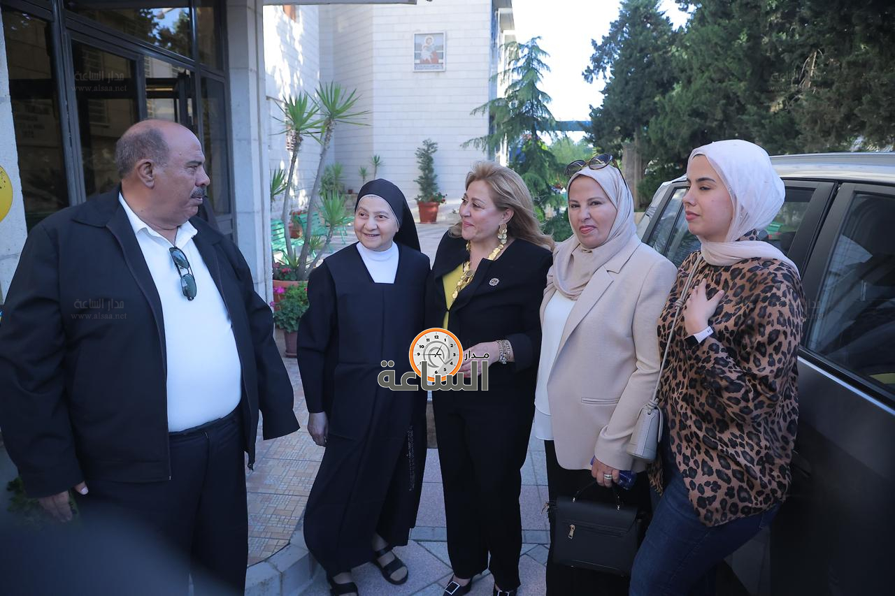 Madar Al-Saa Images 0.179030372190765