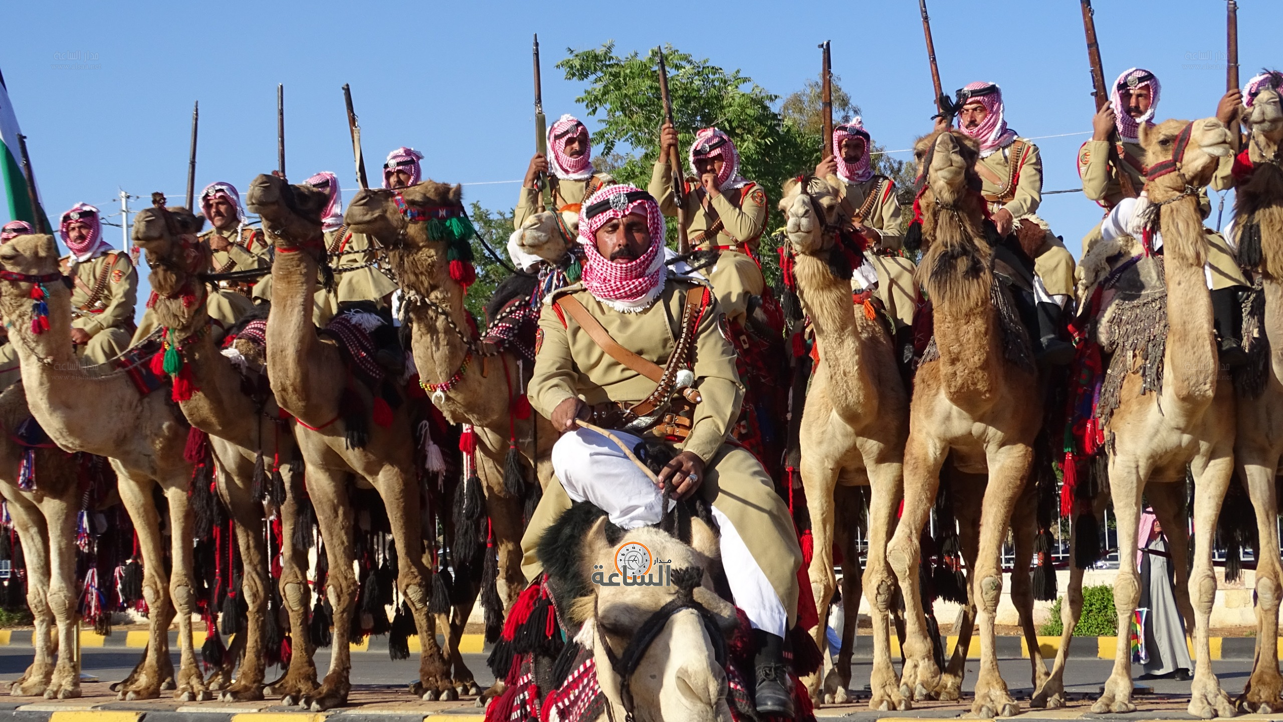 Madar Al-Saa Images 0.41279844052807246