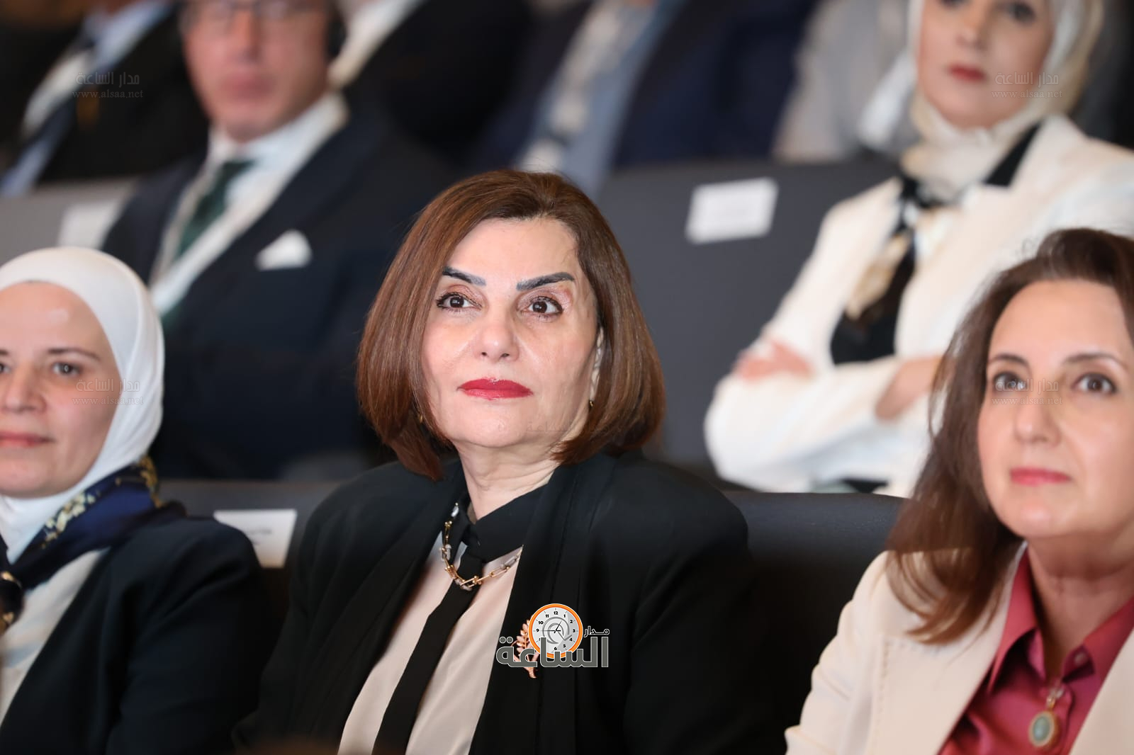 Madar Al-Saa Images 0.3547351487308472