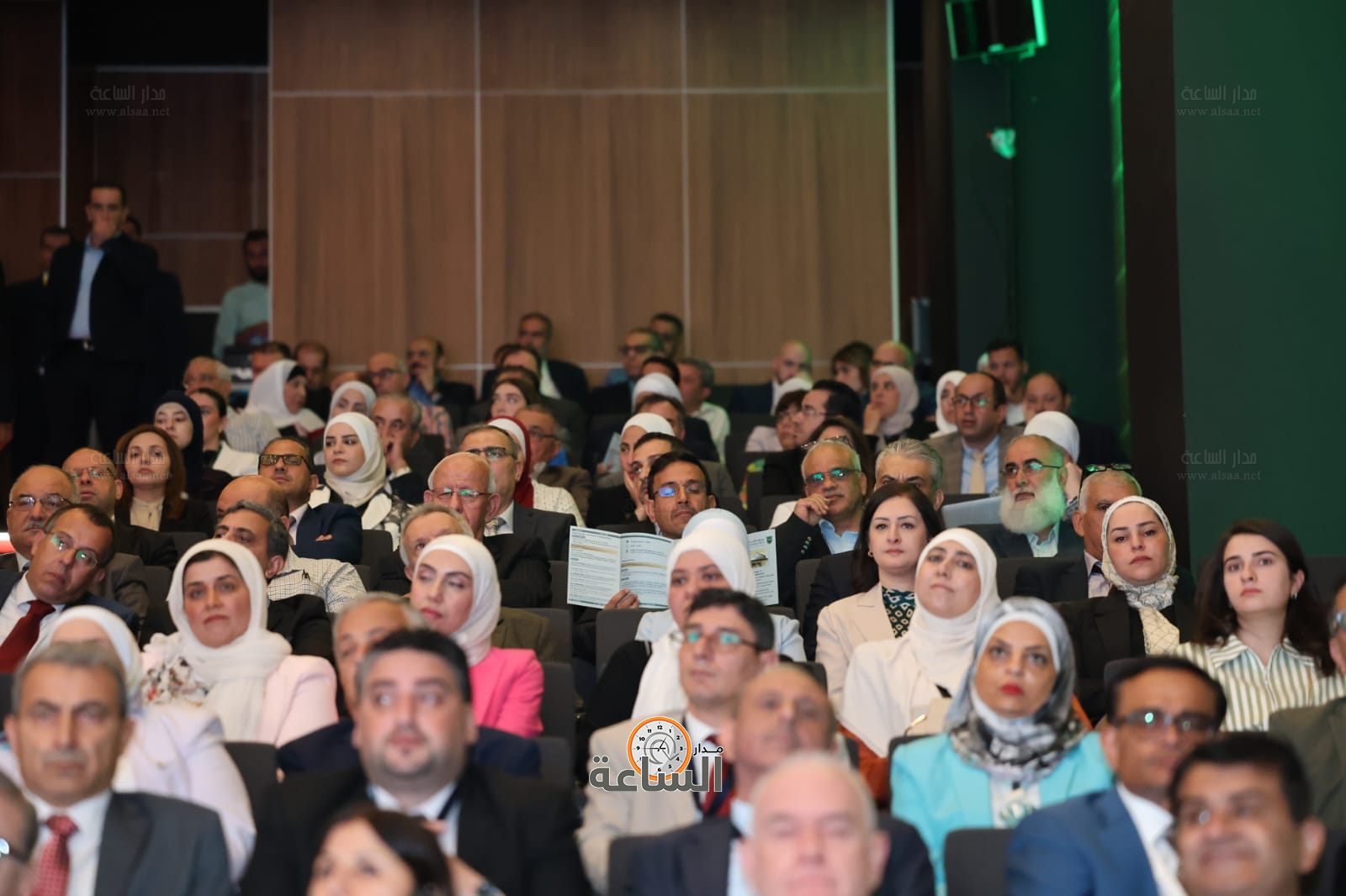 Madar Al-Saa Images 0.5998219174158663