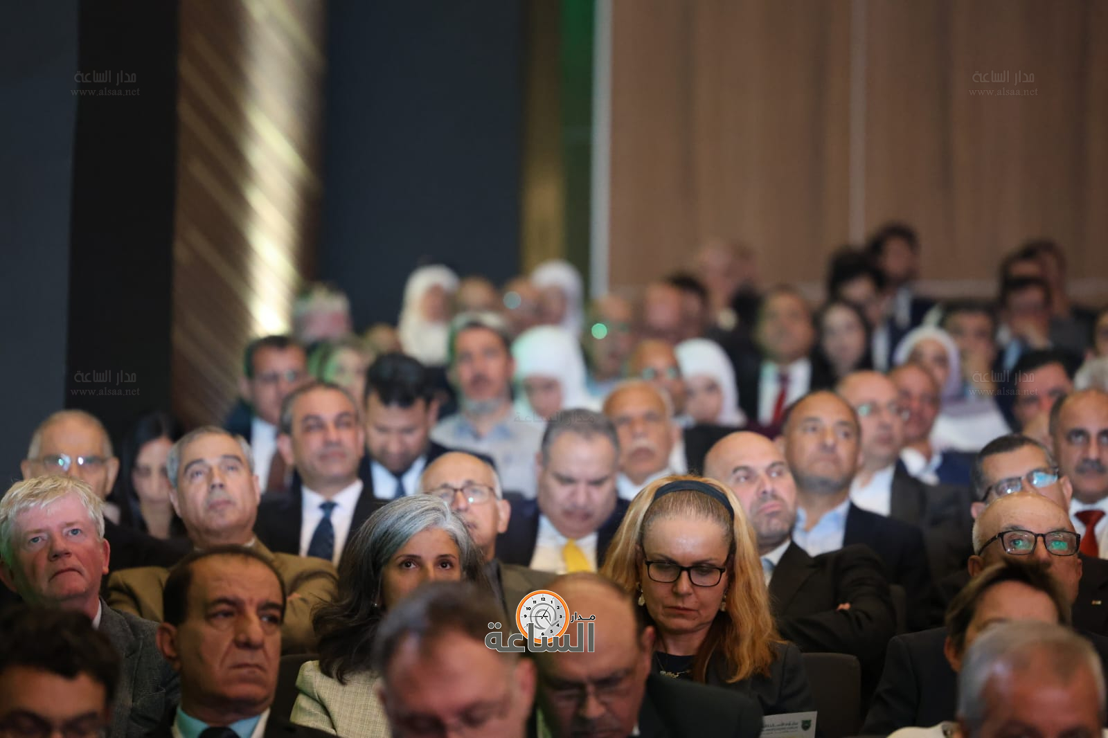 Madar Al-Saa Images 0.46442837823525107