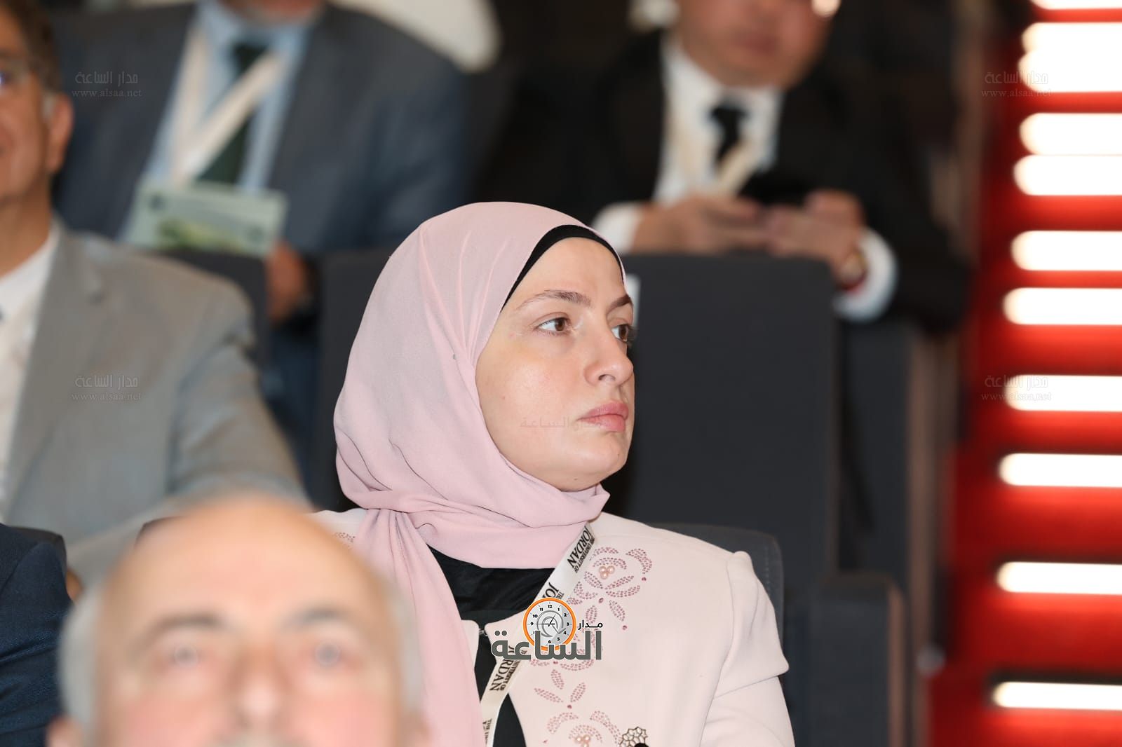 Madar Al-Saa Images 0.4215328940285594