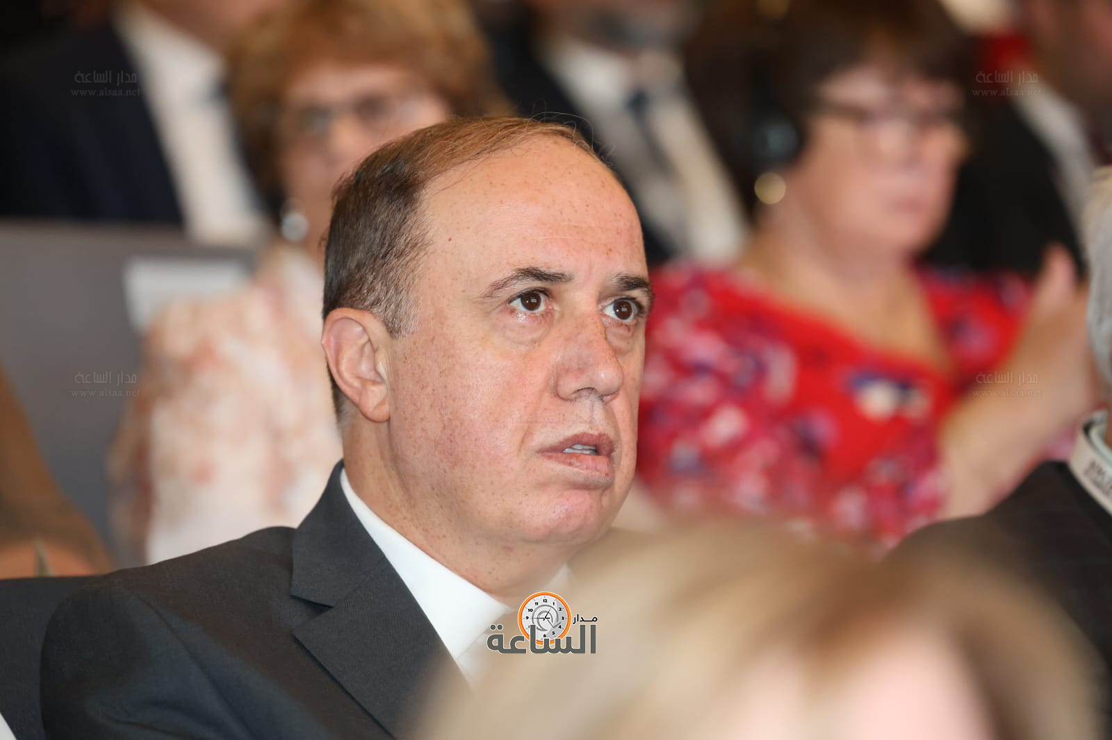 Madar Al-Saa Images 0.6853345063632819