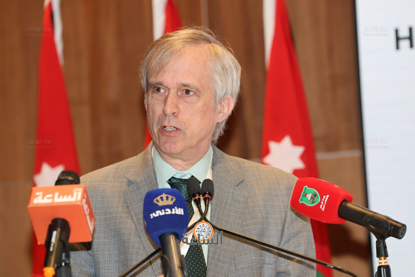 Madar Al-Saa Images 0.8655026470010863