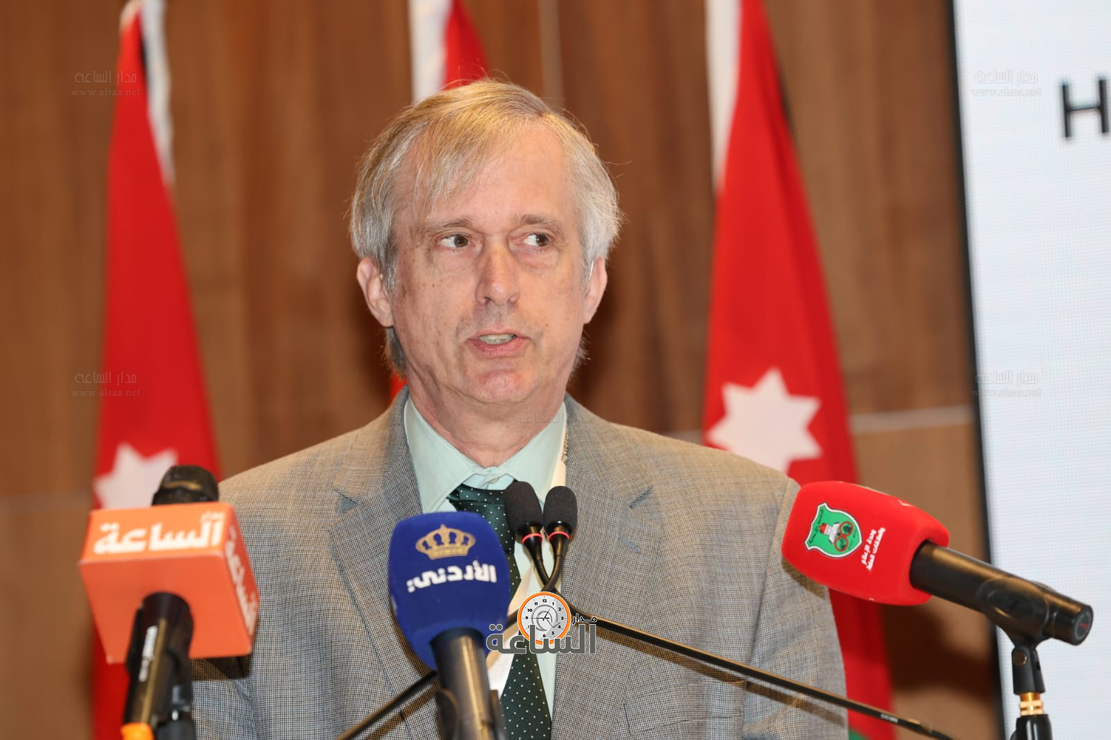 Madar Al-Saa Images 0.662780518552558